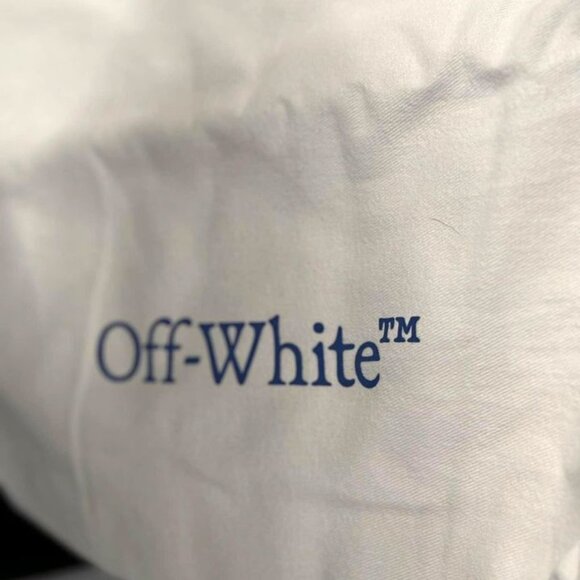 Off-White OOO Sneakers - Picture 6 of 6